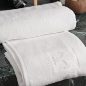 1 (5) Luxury Jacquard Bath Towel