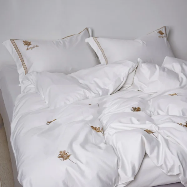 4 Piece Embroidered Bedding Set 4 Piece Embroidered Bedding Set